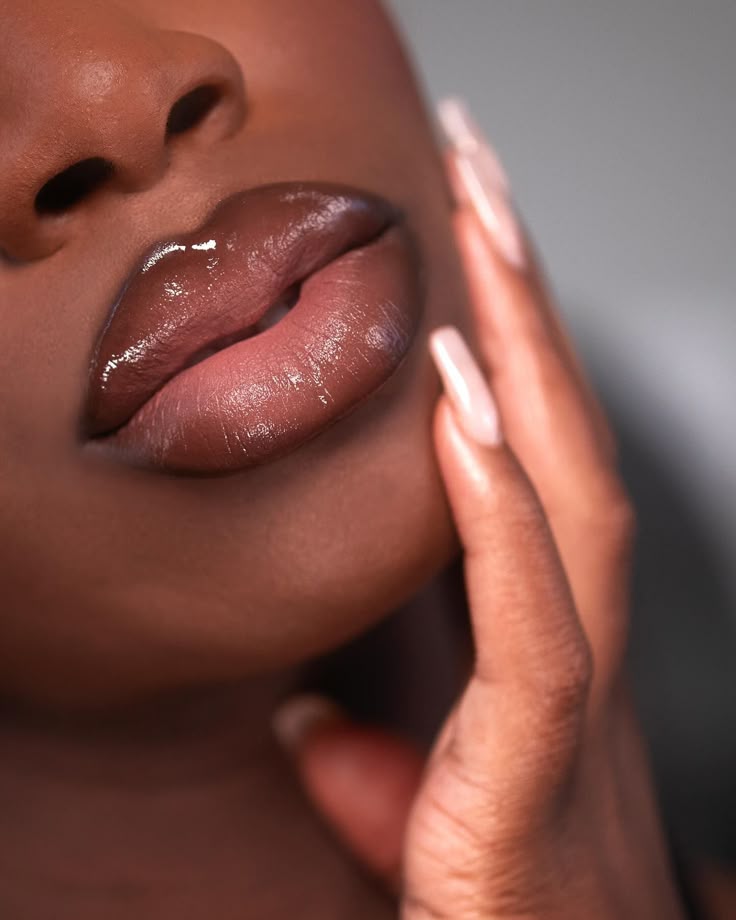 Hydalo Lip Define | Précision & Éclat Naturel 🇸🇳